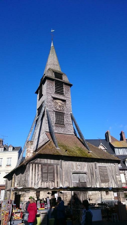 La Petite Cabane Du Pecheur Honfleur Buitenkant foto